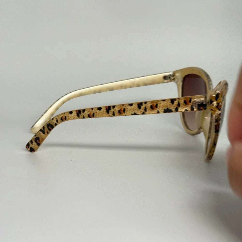 Lucky Brand‎ Cheetah D905 Cat Eye Sunglasses Brown Gradient Lens 59-14-142